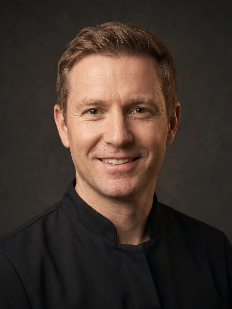 Tom Reid, Aesthetic Nurse (demo)